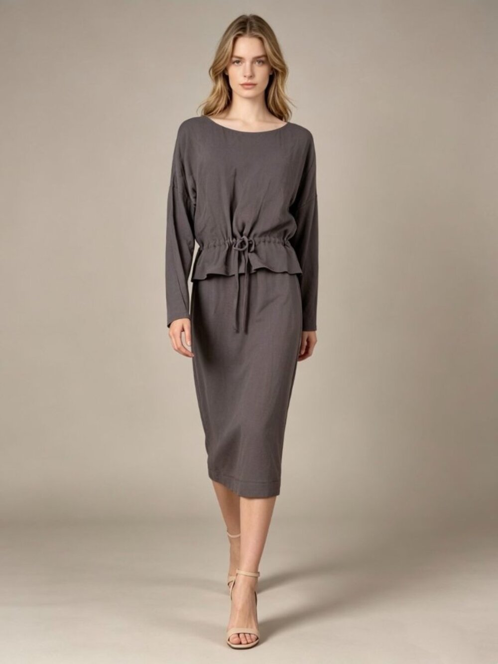 NWOT MINT VELVET Ruched Waist Long Sleeves Grey Midi Dress Size US 8